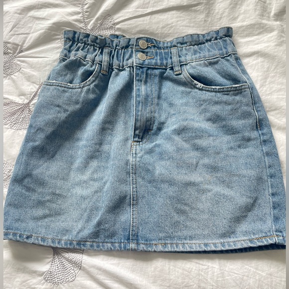 Mini Jean skirt - Picture 1 of 3